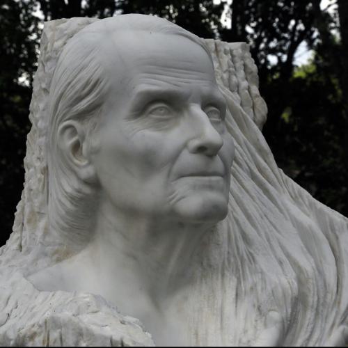 Professeur CLAUDE VERDAN
										2002
										Commande de  Musée de la Main Lausanne (Ch)
										Exposé au MUSÉE DE FAYKOD
										 Sculpture - buste  en marbre de Carrare
