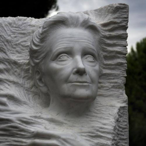 Buste de la mère de Maria de Faykod
										MUSÉE DE FAYKOD
										Marbre de Carrare
										2012